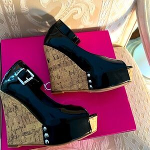 Shoe Dazzle Mulberry Wedges - Black - Size 7 - 5 inch heel